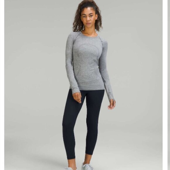 Lululemon Classin Midrise Cropped leggings - Picture 1 of 7